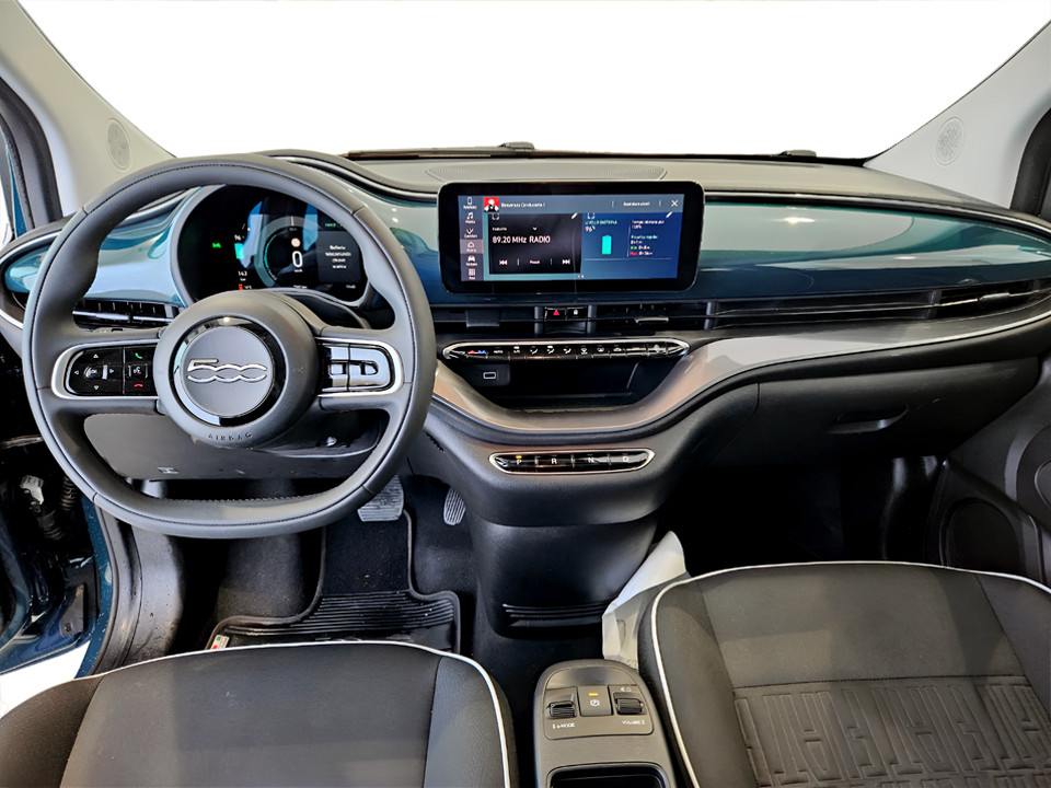 FIAT 500 Hatchback My23 La – 190 Berlina Elettrico usato - 4