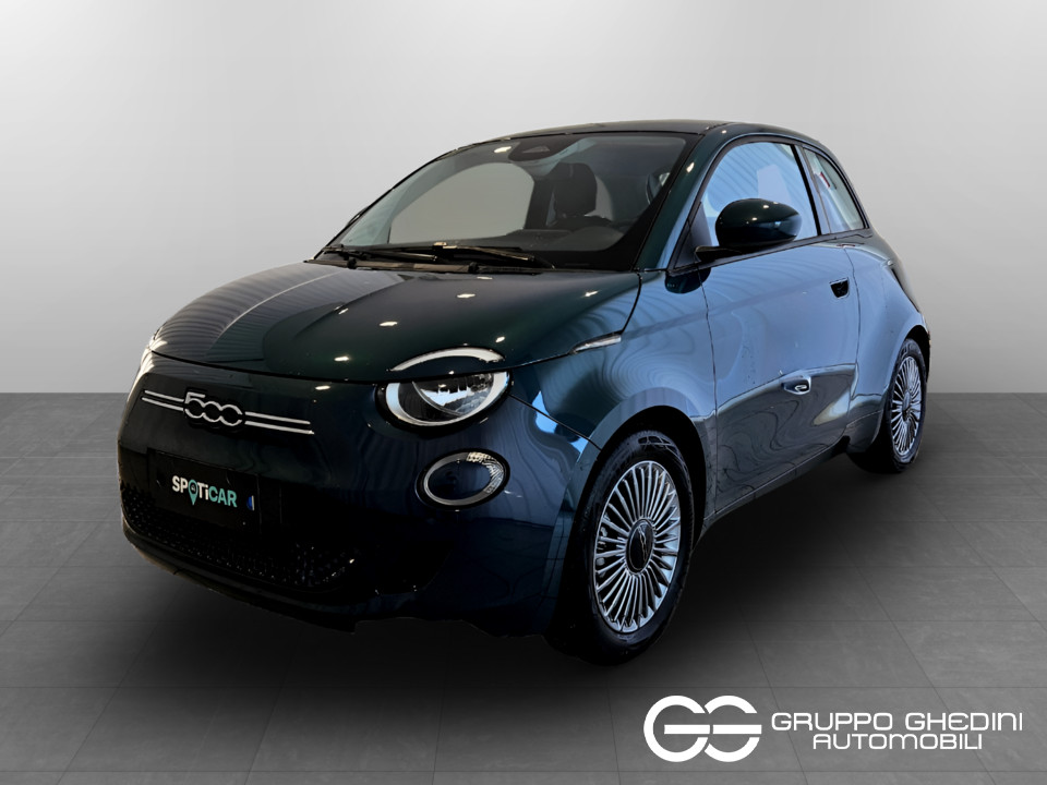 FIAT 500 Hatchback My23 La – 190 Berlina Elettrico usato