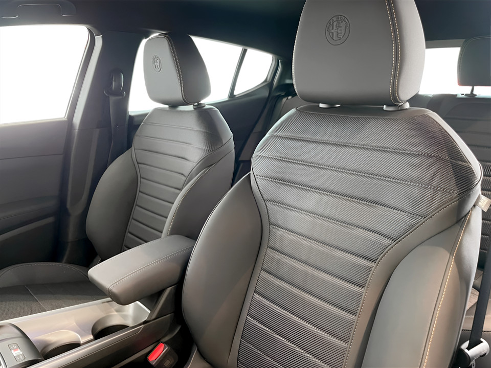 ALFA ROMEO Tonale My23 Plug In Hybrid Q4280cv Speciale Ibrida km0 - 5