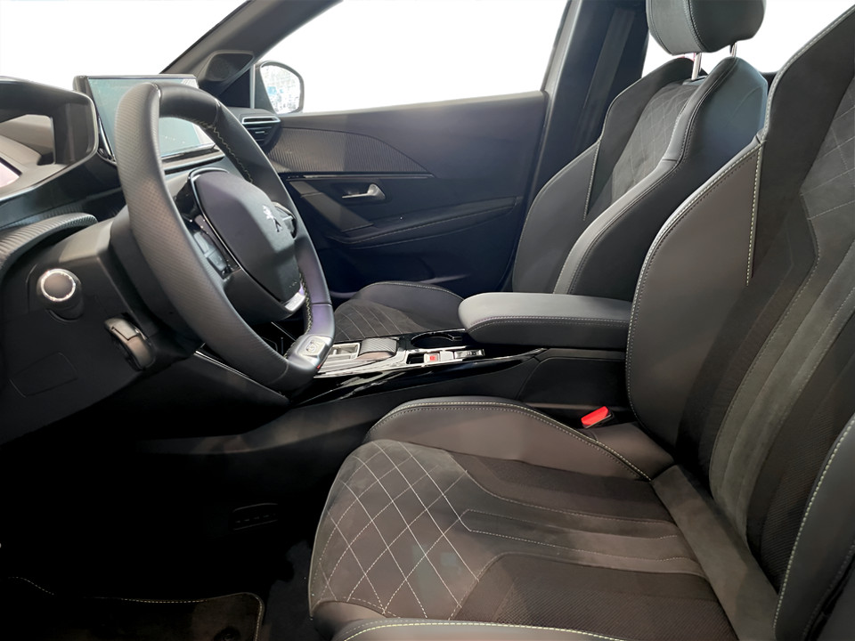 PEUGEOT 208 e-GT 100kW my20 km0 - 3