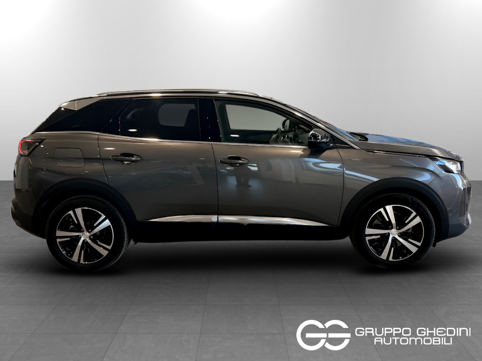 PEUGEOT 3008 HYBRID4 300 e-EAT8 – GT Ibrida km0 - 2