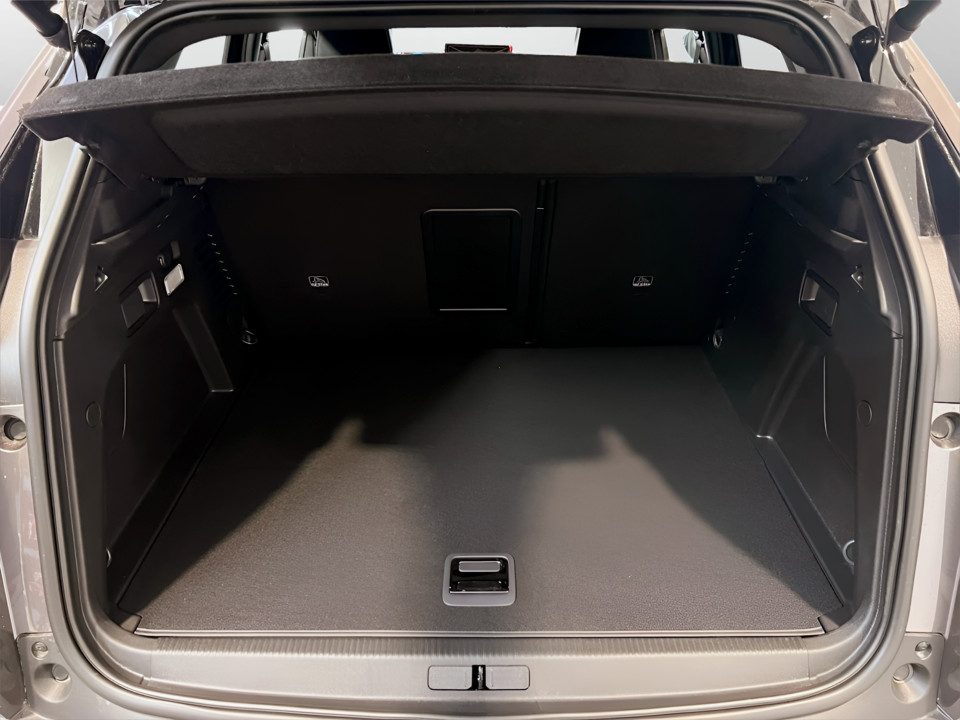 PEUGEOT 3008 HYBRID4 300 e-EAT8 – GT Ibrido benzina Aziendale - 14