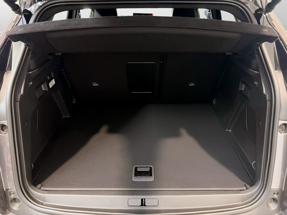 PEUGEOT 3008 HYBRID4 300 e-EAT8 – GT Ibrida km0 - 14