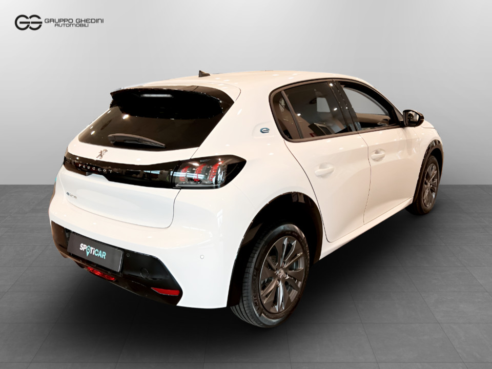 PEUGEOT e-208 Allure Pack 100kW Elettrico Aziendale - 4