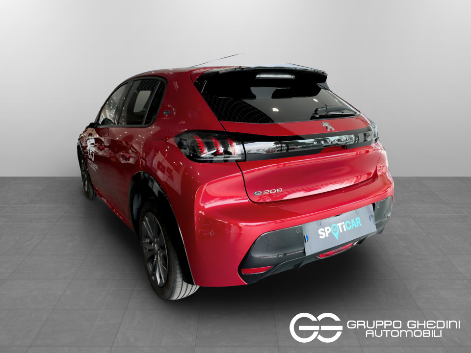PEUGEOT 208 e-Allure Pack 100kW usato - 9