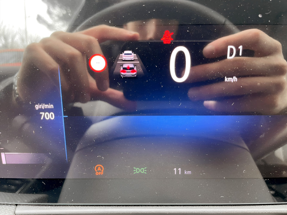 PEUGEOT e-208 Allure Pack 100kW Elettrico Aziendale - 7