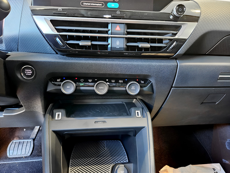 CITROEN C4 X e-Elettrica 100kw (136cv) – Shine Elettrica km0 - 11