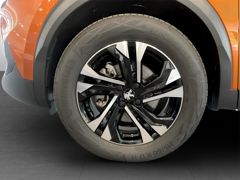 PEUGEOT e-2008 Allure Pack 100kW Elettrico Aziendale - 18