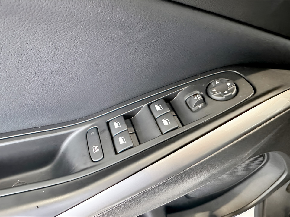 OPEL Grandland GSe 1.6 300cv PHEV AWD Ibrida usato - 18