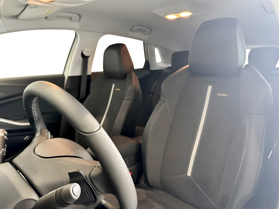 OPEL Grandland GSe 1.6 300cv PHEV AWD Ibrida usato - 11