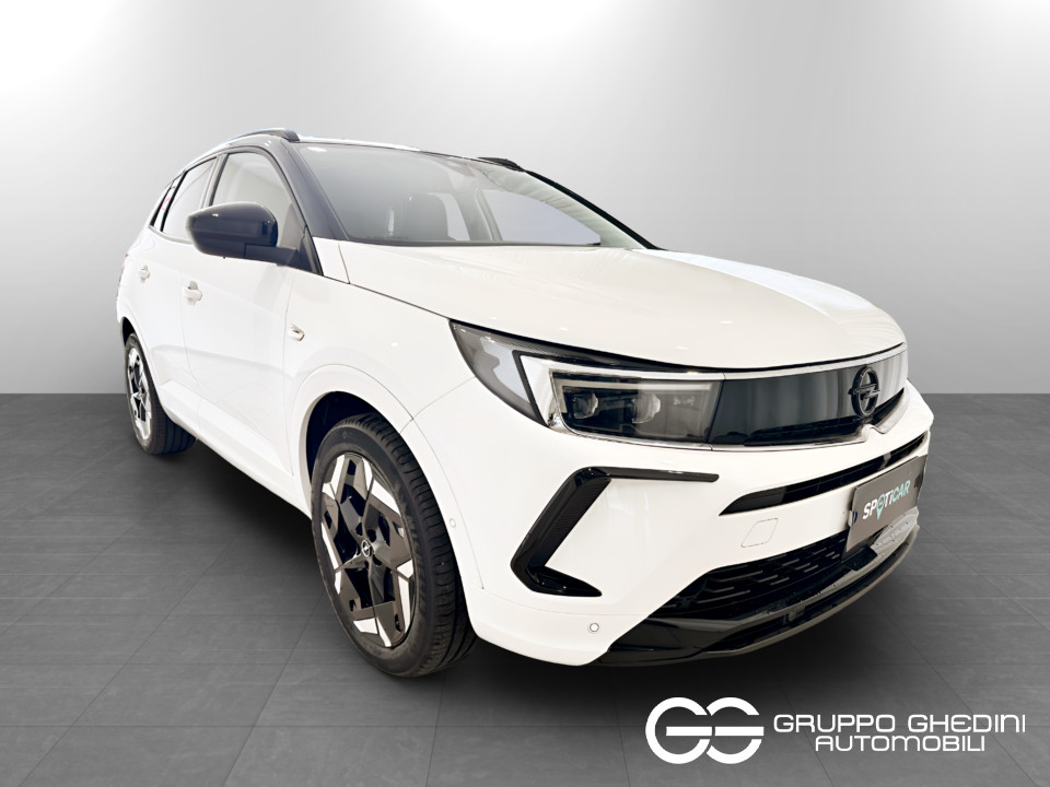 OPEL Grandland GSe 1.6 300cv PHEV AWD Ibrida usato - 6