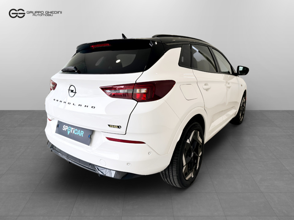 OPEL Grandland GSe 1.6 300cv PHEV AWD Ibrido benzina Aziendale - 4