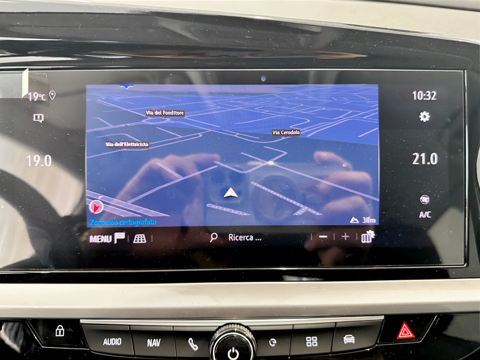 OPEL Grandland GSe 1.6 300cv PHEV AWD Ibrida usato - 16