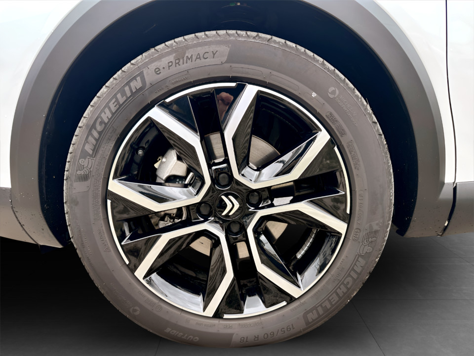 CITROEN C4 E-100kW Shine Pack km0 - 6