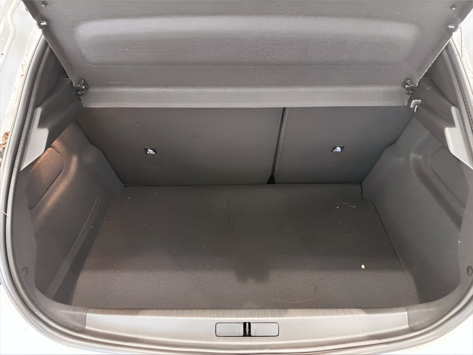 PEUGEOT 208 e-Allure Pack 100kW Elettrico km0 - 9