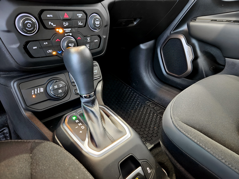 JEEP Renegade Plug-In Hybrid My23 Upland Cross 1.3 Turbo T4 Phev 4xe At6 240cv Ibrido benzina Aziendale - 10