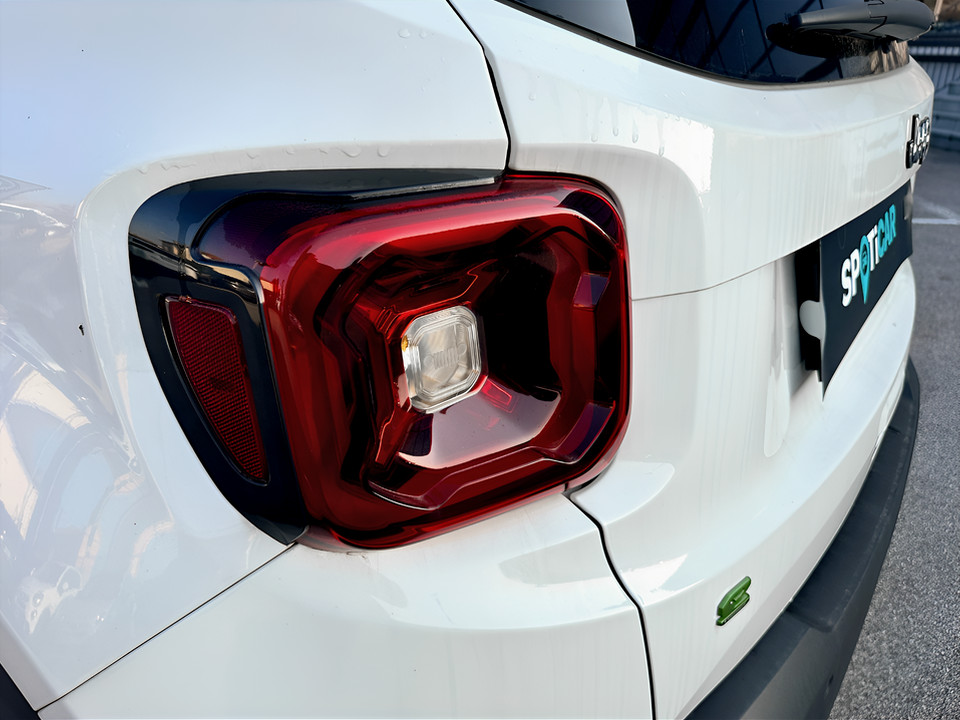 JEEP RENEGADE Renegade E-Hybrid My23 Limited1.5 Turbo T4 E-Hybrid 130cv Fwd usato - 19