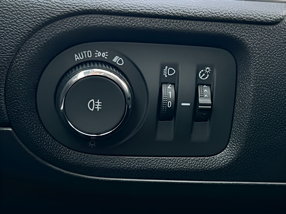 OPEL Grandland Business Elegance 1.6 225cv PHEV Ibrida km0 - 18