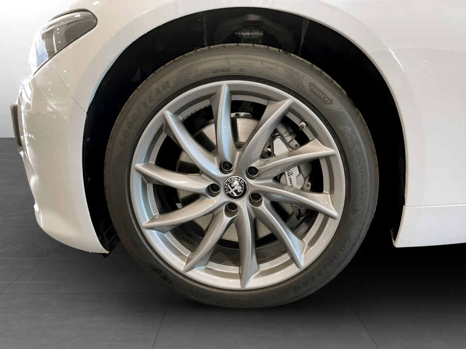 ALFA ROMEO Giulia My23 2.2 Turbo Diesel 210 Cv Awd Ti Diesel Aziendale - 16