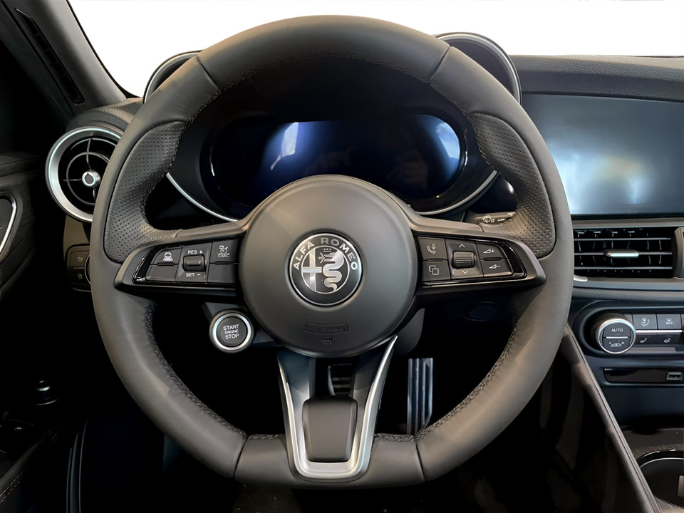 ALFA ROMEO Giulia My23 2.2 Turbo Diesel 210 Cv Awd Ti Diesel Aziendale - 2