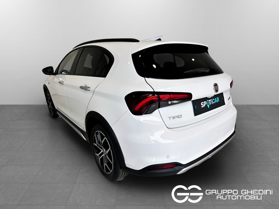 FIAT Tipo Hatchback My23 1.5 Hybrid130cv Dct Hb Cross Ibrida usato - 2