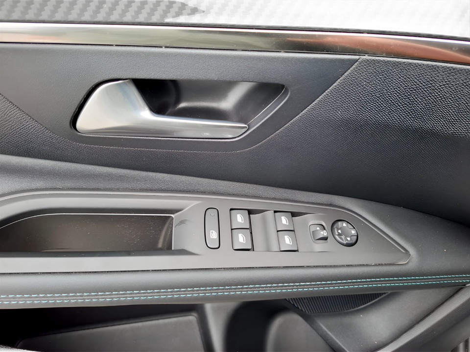 PEUGEOT 3008 Hybrid 136 e-DCS 6Â – ALLURE PACK Ibrido benzina Aziendale - 13