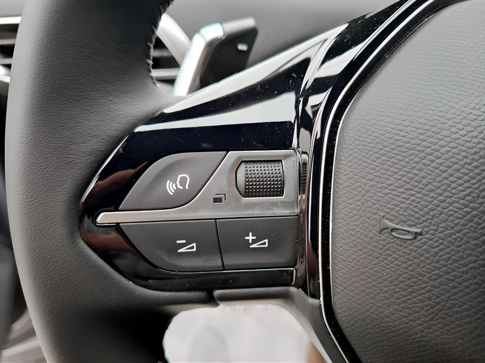 PEUGEOT 3008 Hybrid 136 e-DCS 6Â – ALLURE PACK Ibrido benzina Aziendale - 7