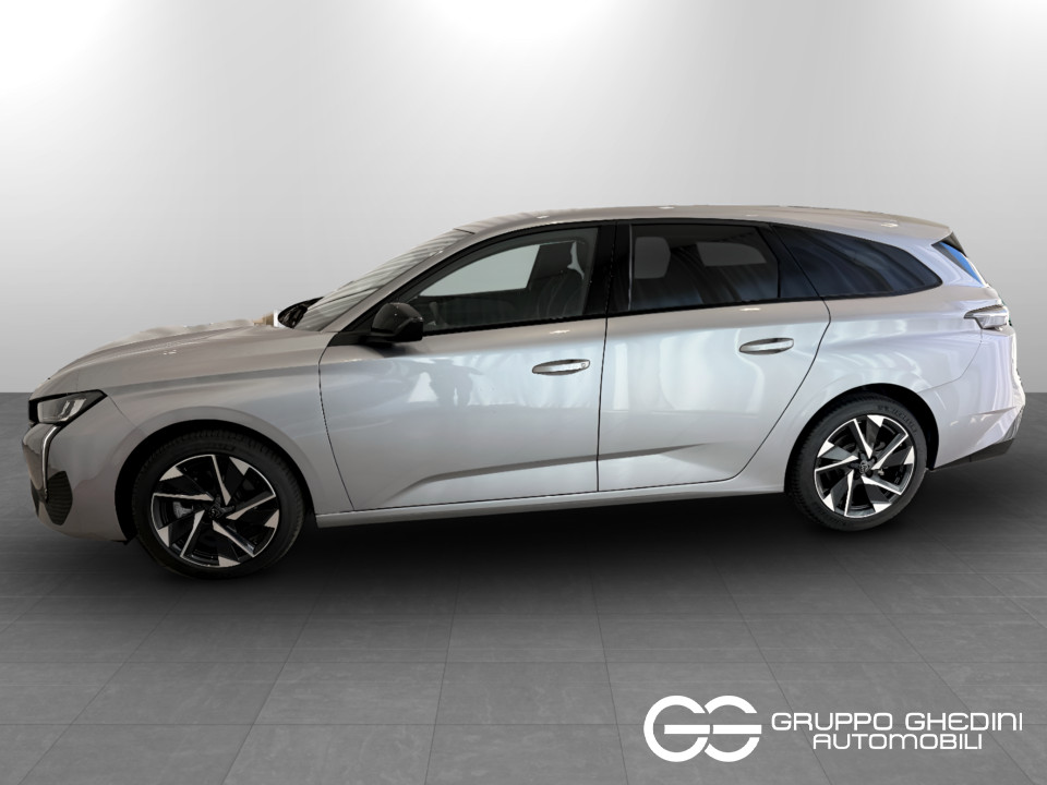 PEUGEOT 308 SW 1.2 puretech t Allure s&s 130cv Benzina km0 - 1