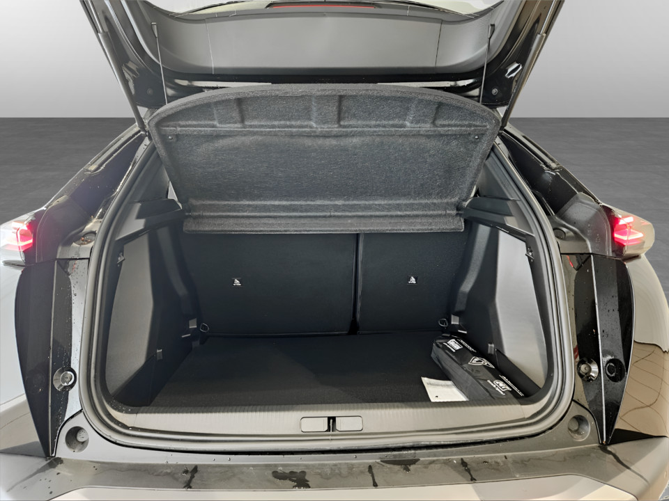 PEUGEOT 2008 Allure Hybrid 136 e-DCS6 Ibrido benzina Aziendale - 13