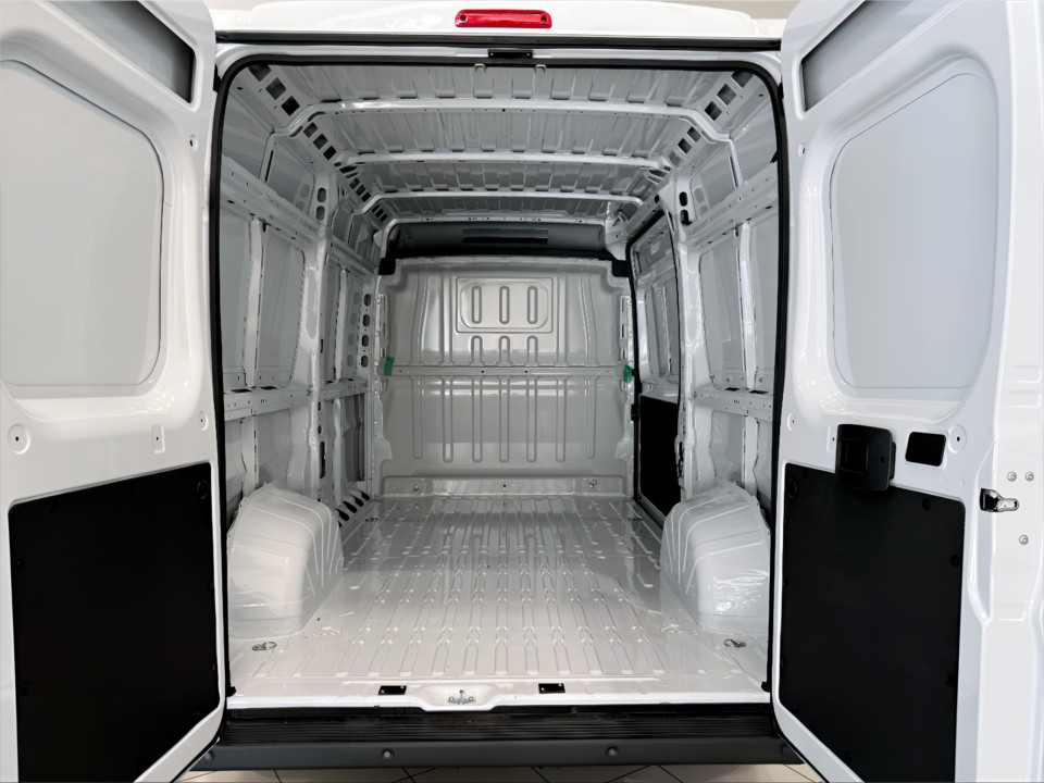 PEUGEOT Boxer Furgone 333 L2 H2 BlueHDi 140 S&S Diesel km0 - 9