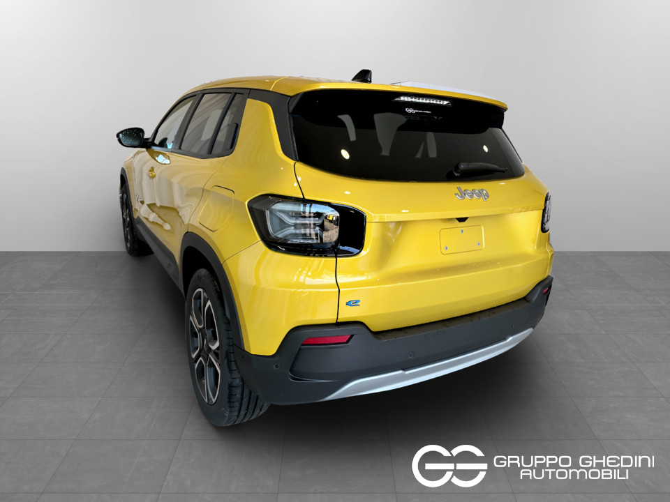 JEEP Avenger Bev My24 Summit 100% Elettrica Elettrica usato - 2