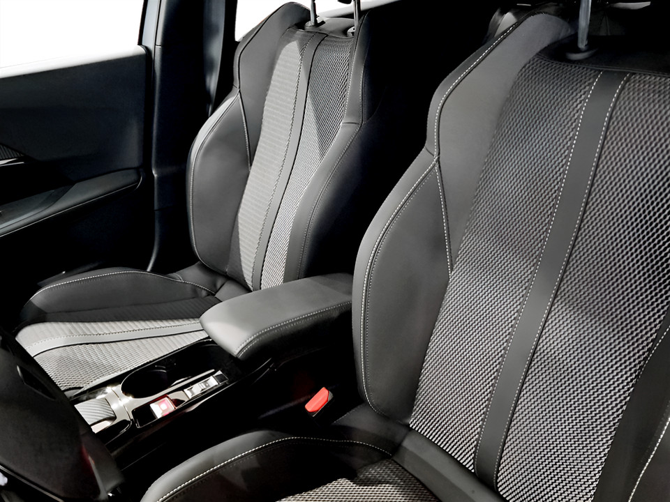 PEUGEOT NUOVO 2008 GT Puretech 130 EAT8 S&S Benzina Aziendale - 6