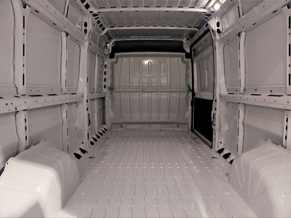 FIAT Ducato Serie 2 Stock My24 Furgone Lastrato 35q Lh2 140cv 2.2 Multijet 3 E Diesel km0 - 10