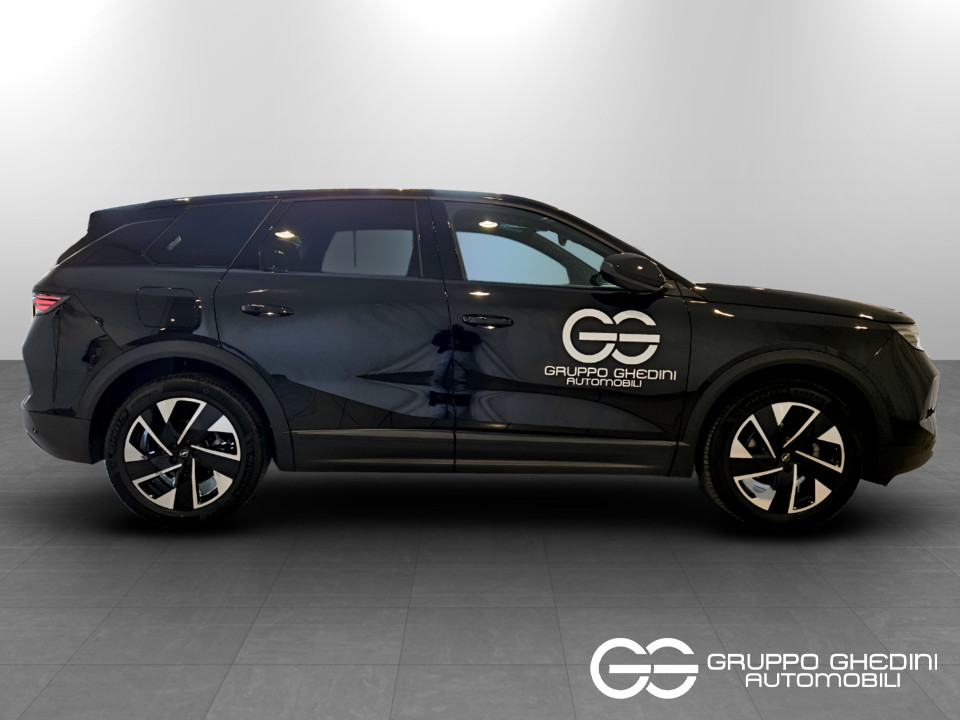 OPEL Grandland GS 145CV EDCT Ibrida usato - 2