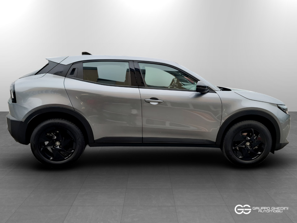 ALFA ROMEO Junior Ibrida My25 Ibrida 1.2145cv Hybrid Edct6 Ibrida km0 - 4