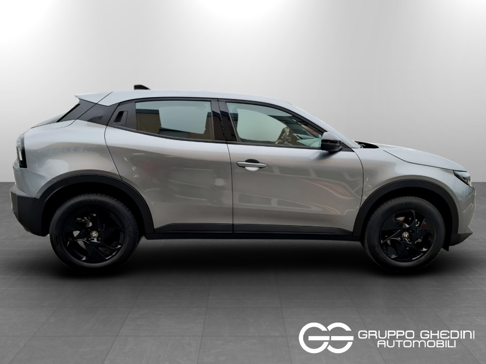 ALFA ROMEO JUNIOR Junior Ibrida My25 Ibrida 1.2145cv Hybrid Edct6 km0 - 4