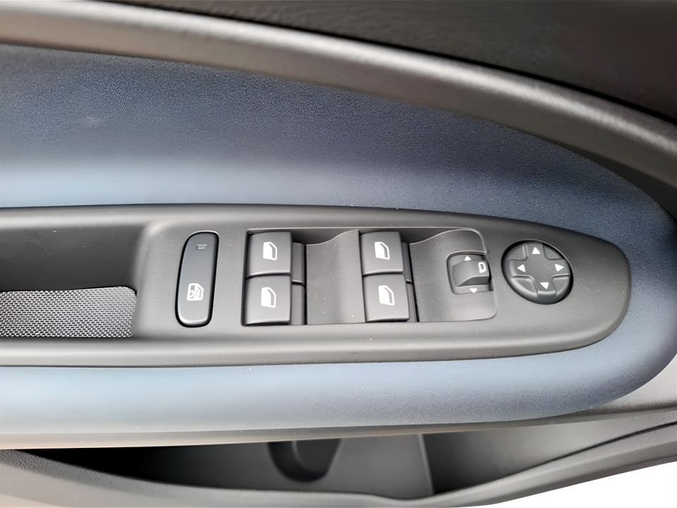 ALFA ROMEO JUNIOR Junior Ibrida My25 Ibrida 1.2145cv Hybrid Edct6 km0 - 13