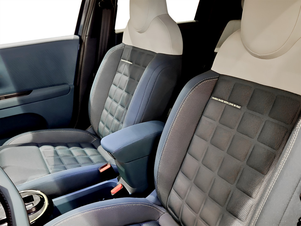 FIAT Grande Panda Hybrid La Prima 1.2 Hybrid 110cv Ibrido benzina Aziendale - 6