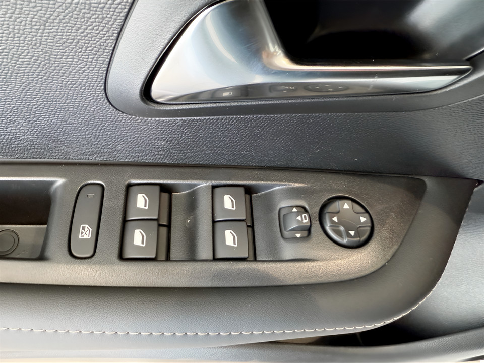 PEUGEOT 208 5P – ALLURE Hybrid 136 E-DCS6 km0 - 11