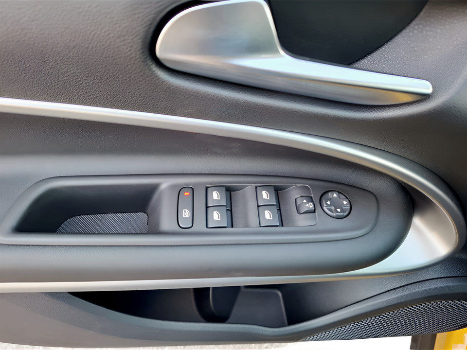 JEEP Avenger E-Hybrid Summit 1.2 110cv Dct Mhev Ibrida km0 - 7