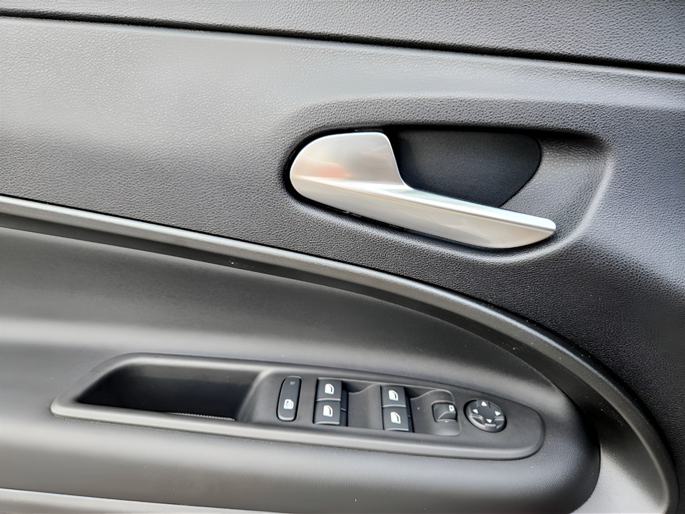 JEEP Avenger E-Hybrid Avenger Altitude 1.2 110cv Dct Mhev Ibrido benzina Aziendale - 12