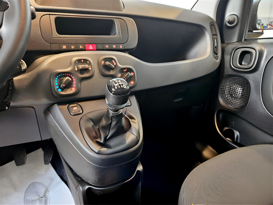 FIAT Panda 1.0 70cv Hybrid Panda Ibrido benzina Aziendale - 8