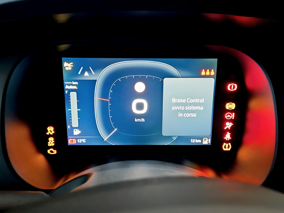 FIAT NUOVA PANDINA MY26 Pandina 1.0 65cv Hybrid Icon km0 - 7