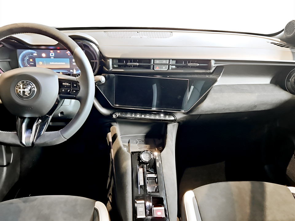 ALFA ROMEO Junior Ibrida Ibrida EdizioneMilano Cortina 2026 1.2 145cv Hybrid Edct6 Ibrida usato - 8