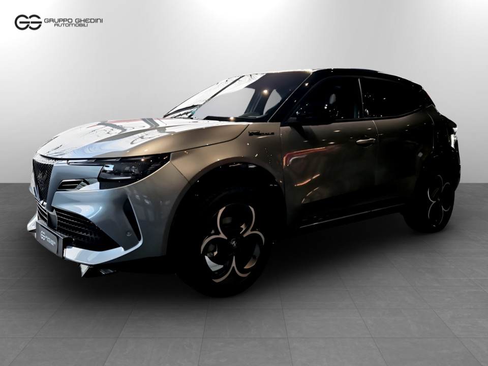 ALFA ROMEO Junior Ibrida Ibrida EdizioneMilano Cortina 2026 1.2 145cv Hybrid Edct6 Ibrido benzina Aziendale