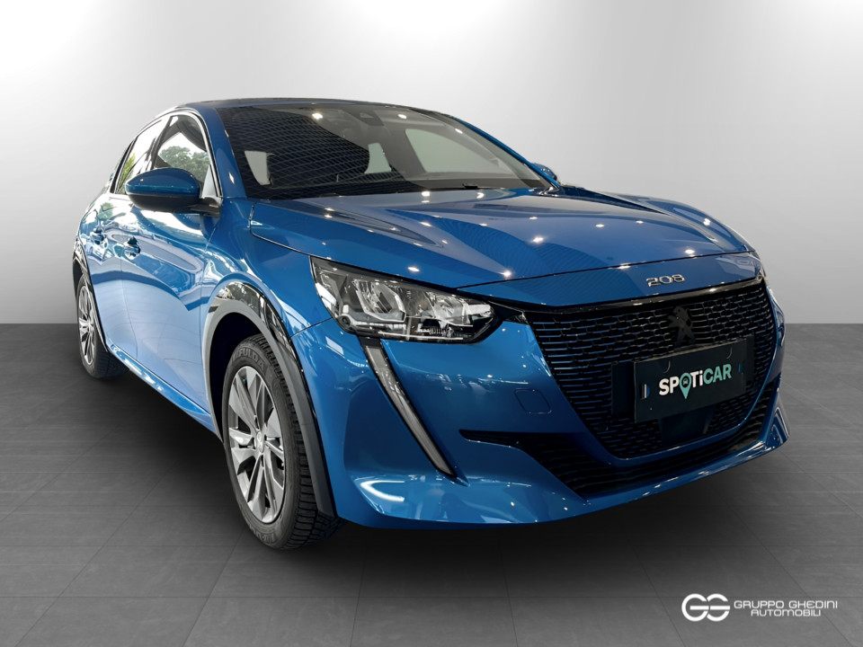 PEUGEOT 208 e-Allure Pack 100kW Elettrico usato - 15