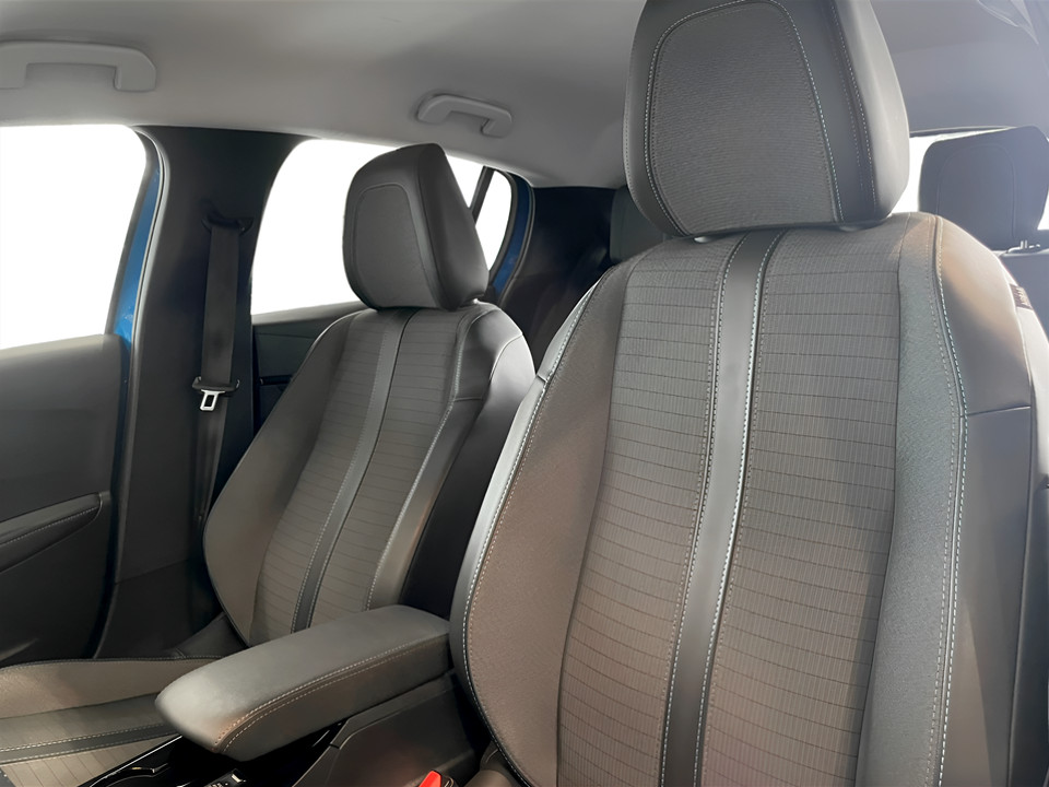 PEUGEOT e-208 Allure Pack 100kW Elettrico Usato - 5