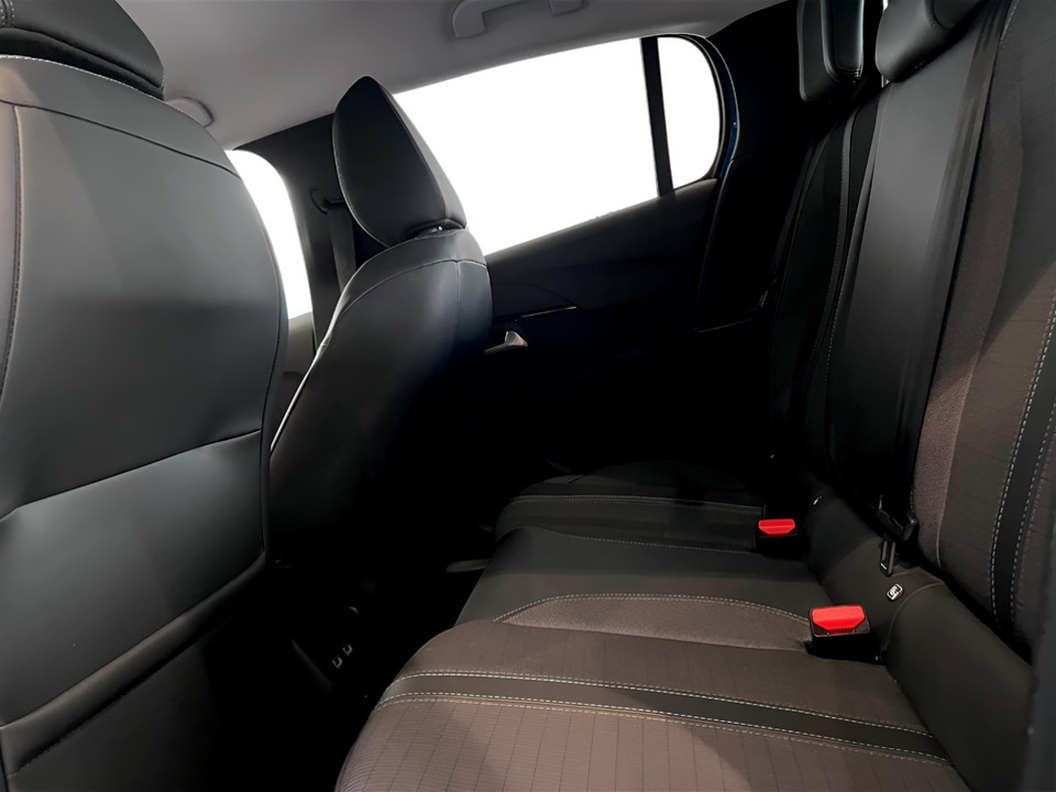 PEUGEOT 208 II 2019 e-208 Allure Pack 100kW usato - 4