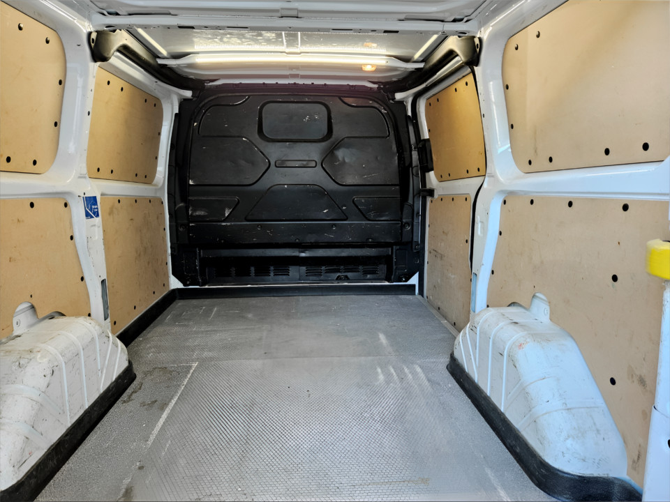 FORD transit custom 320 2.0 tdci 130cv Trend L1H1 E6.2 Diesel Usato - 3