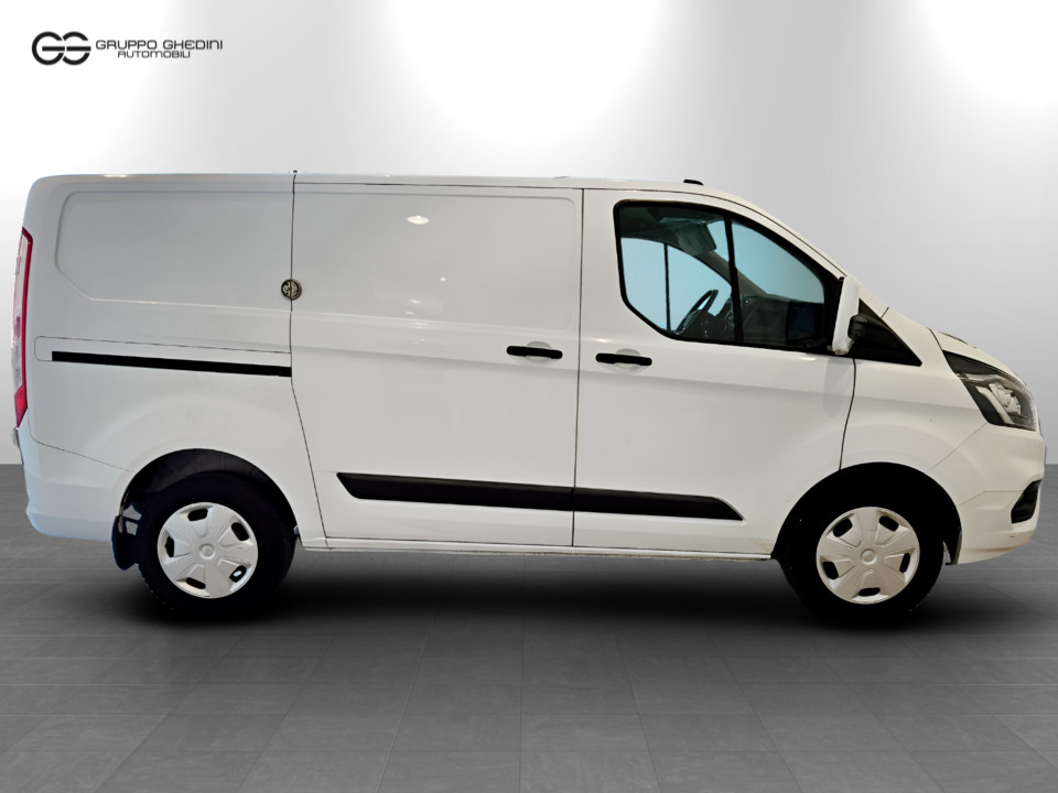 FORD transit custom 320 2.0 tdci 130cv Trend L1H1 E6.2 Diesel Usato - 2